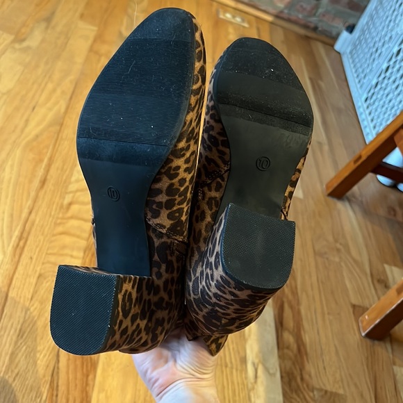 new with tags heeled boots / booties - Picture 7 of 7